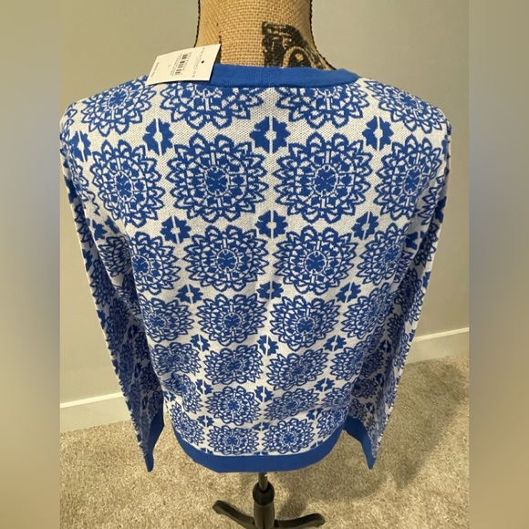 ATF Button Cardigan - Picture 4 of 9